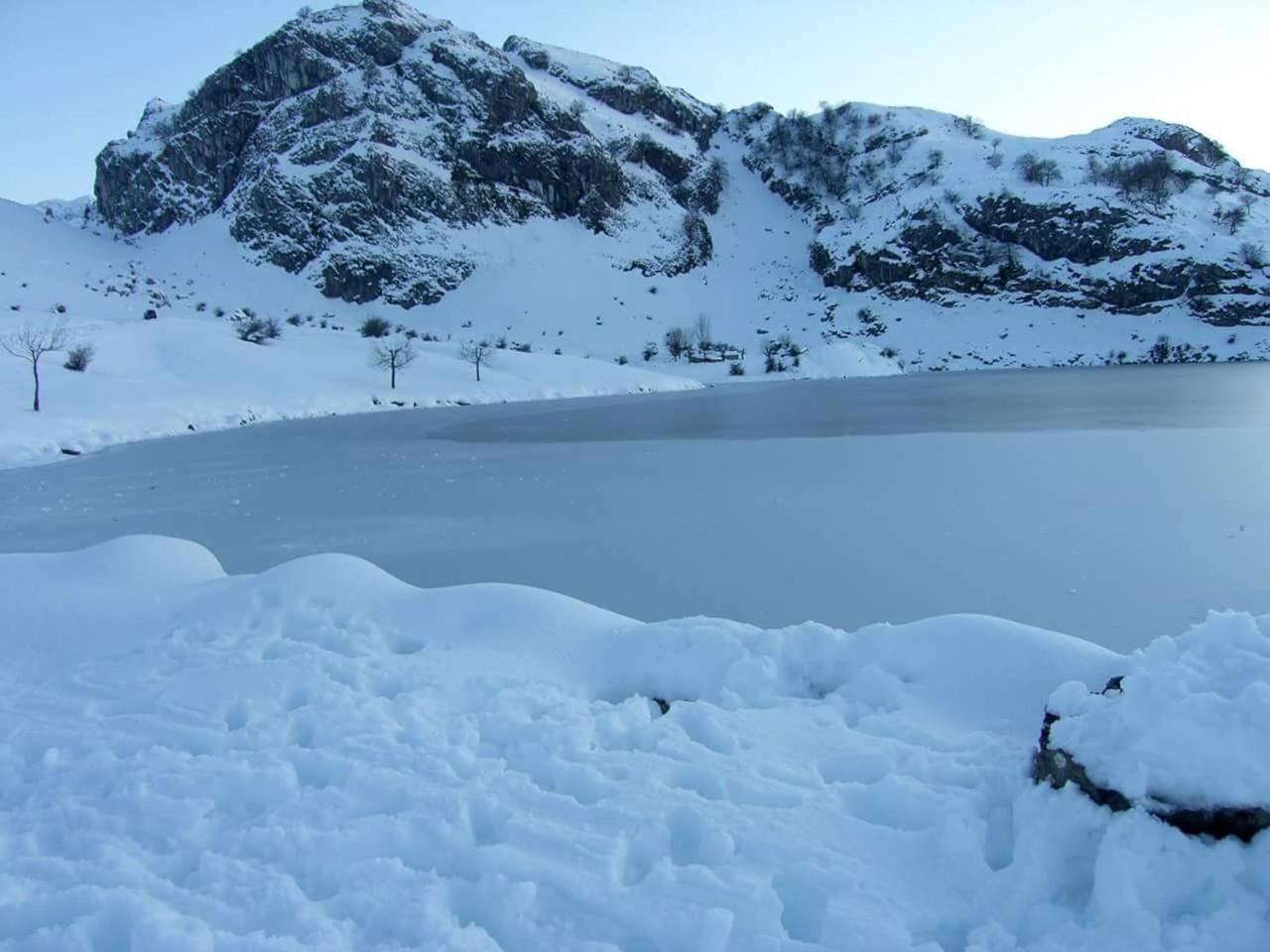 Posada El Pareon Sirviella Luaran gambar